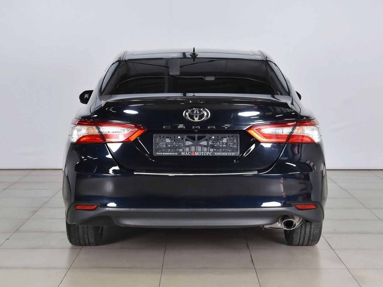 Toyota Camry 2019