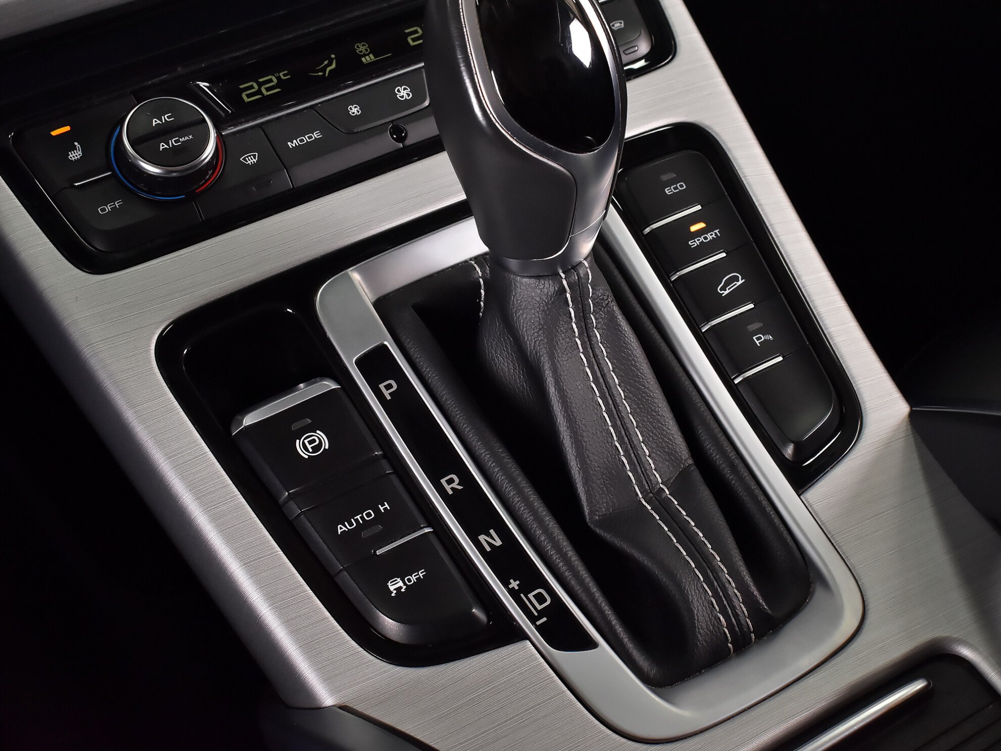 Geely Atlas 2019 Luxury LED