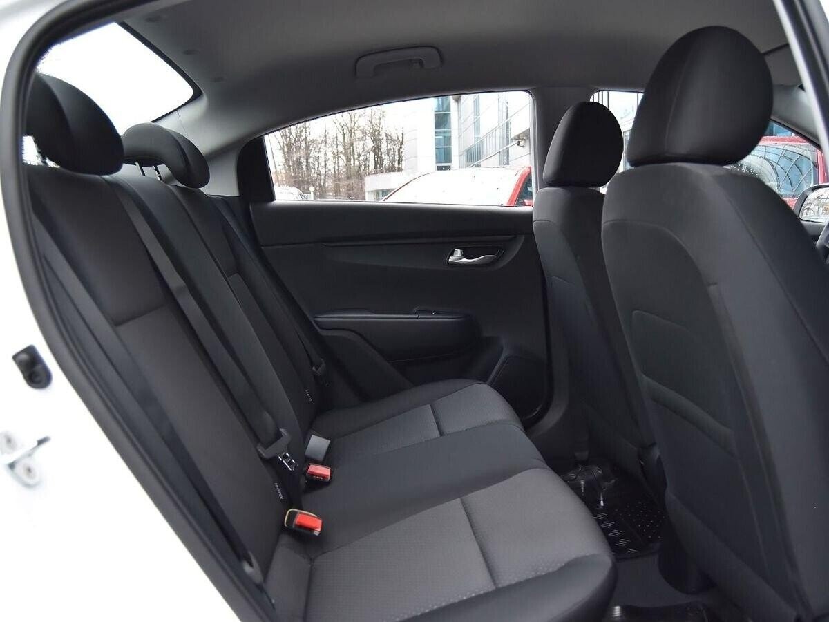 Kia Rio 2021