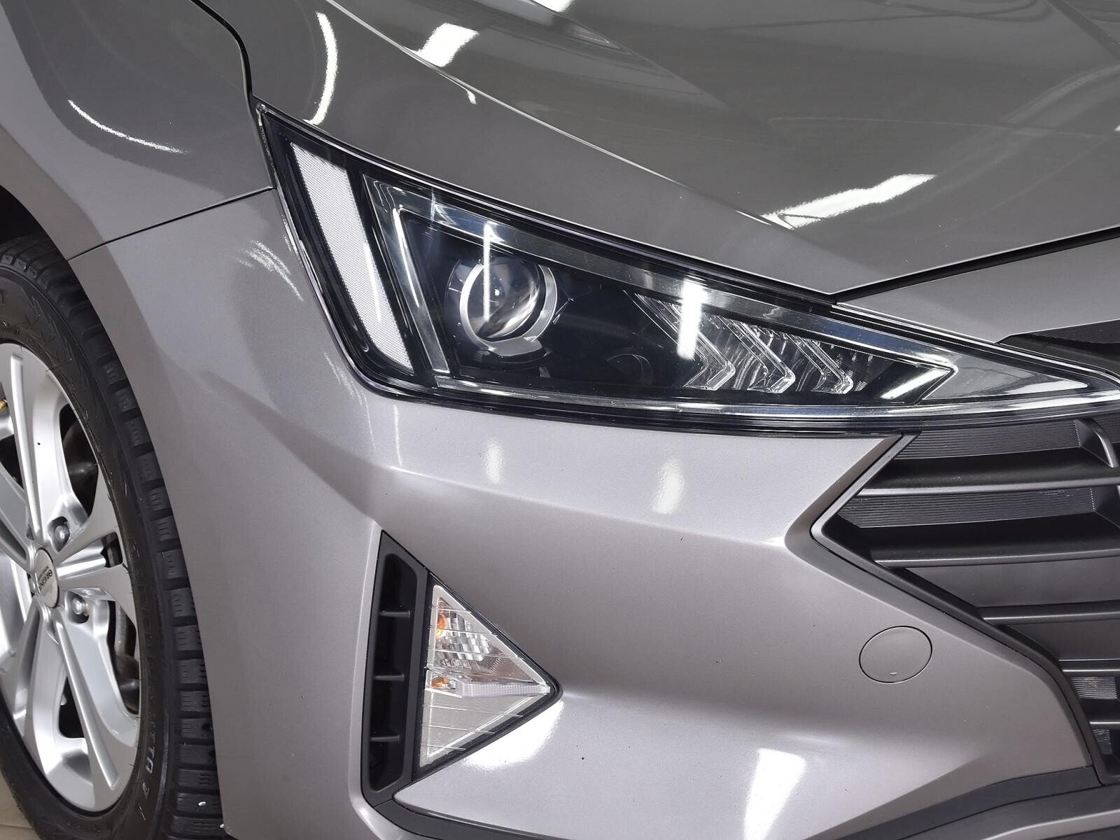 Hyundai Elantra 2019