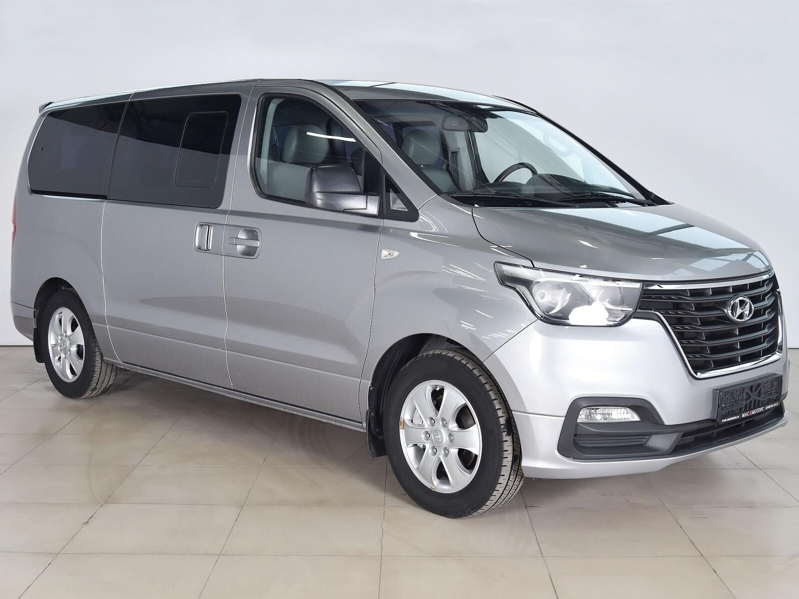 Hyundai Grand Starex 2018