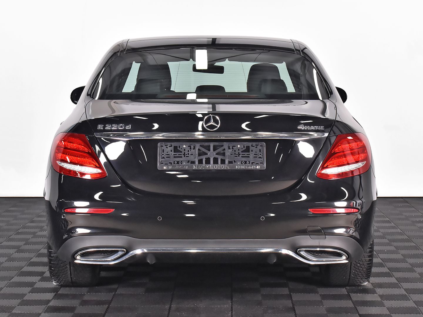 Mercedes-Benz E-Класс 2018 E 220 d 4MATIC Premium