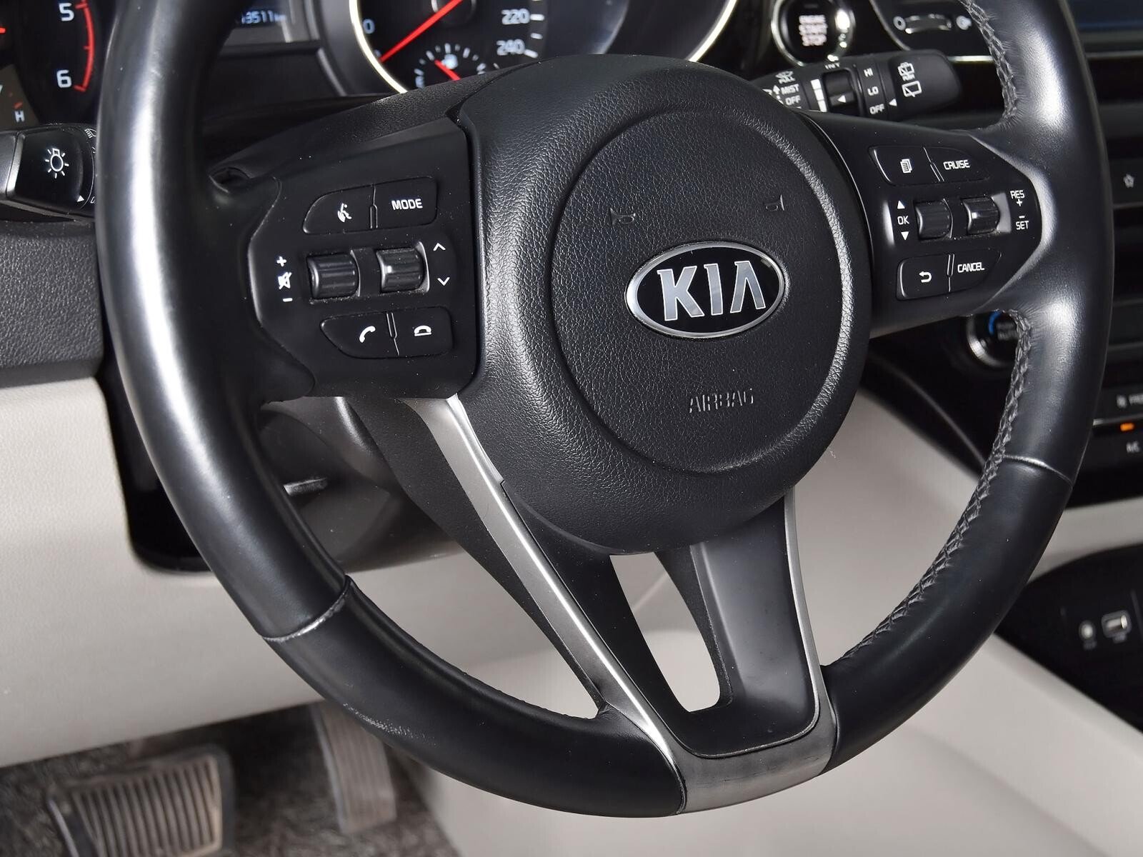Kia Carnival 2019