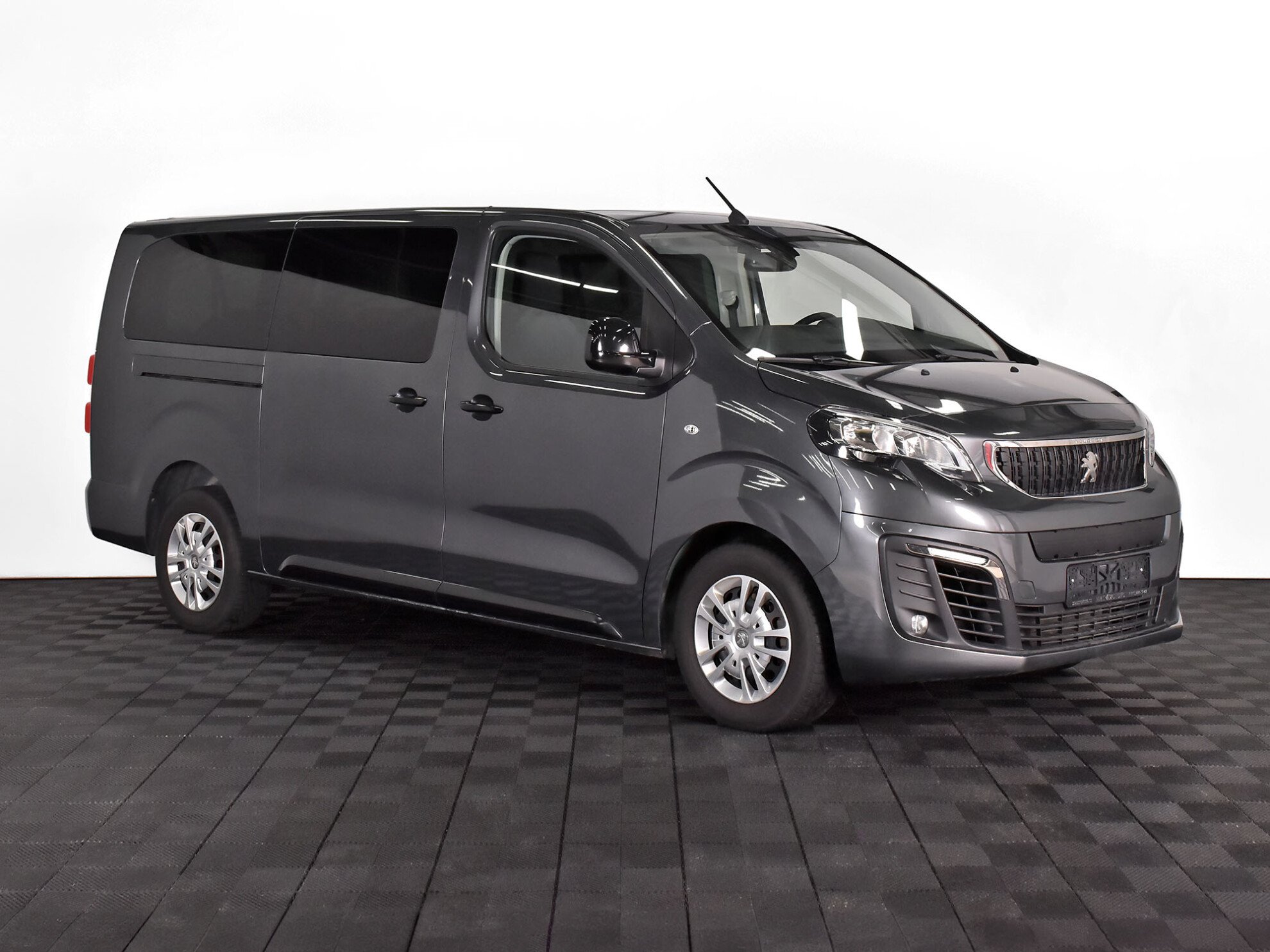 Peugeot Traveller 2021 Active