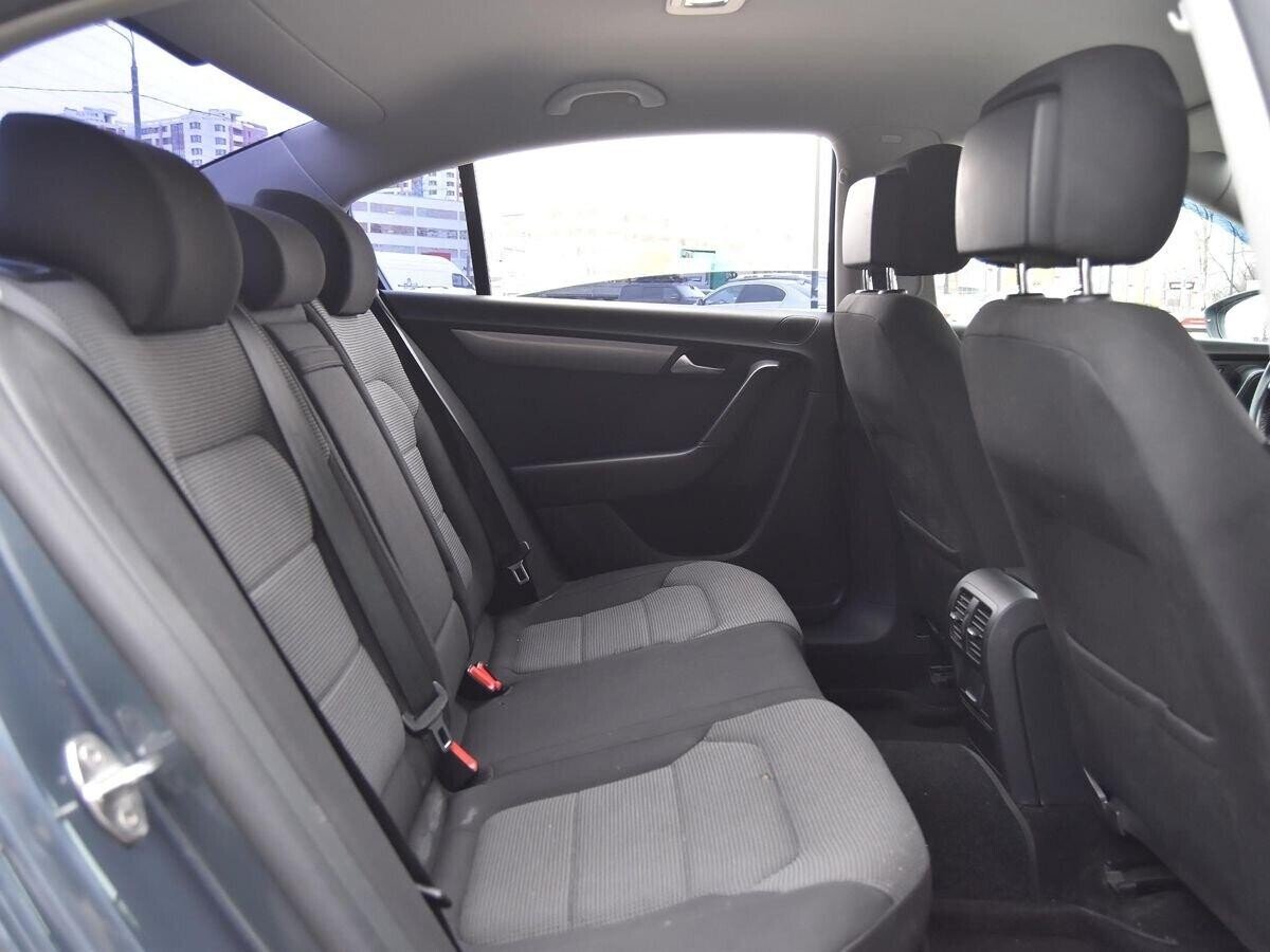 Volkswagen Passat 2012