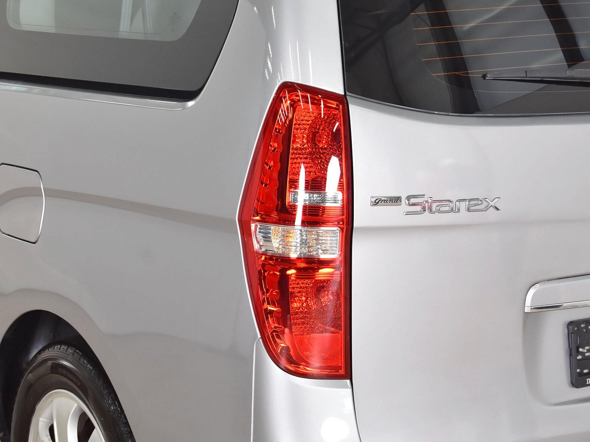 Hyundai H-1 2019