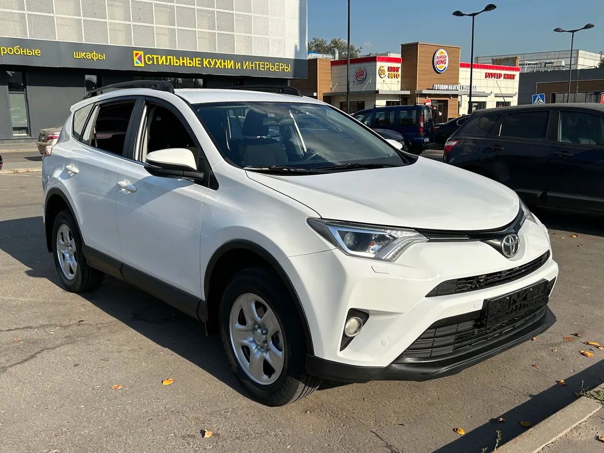 Toyota RAV4 2016
