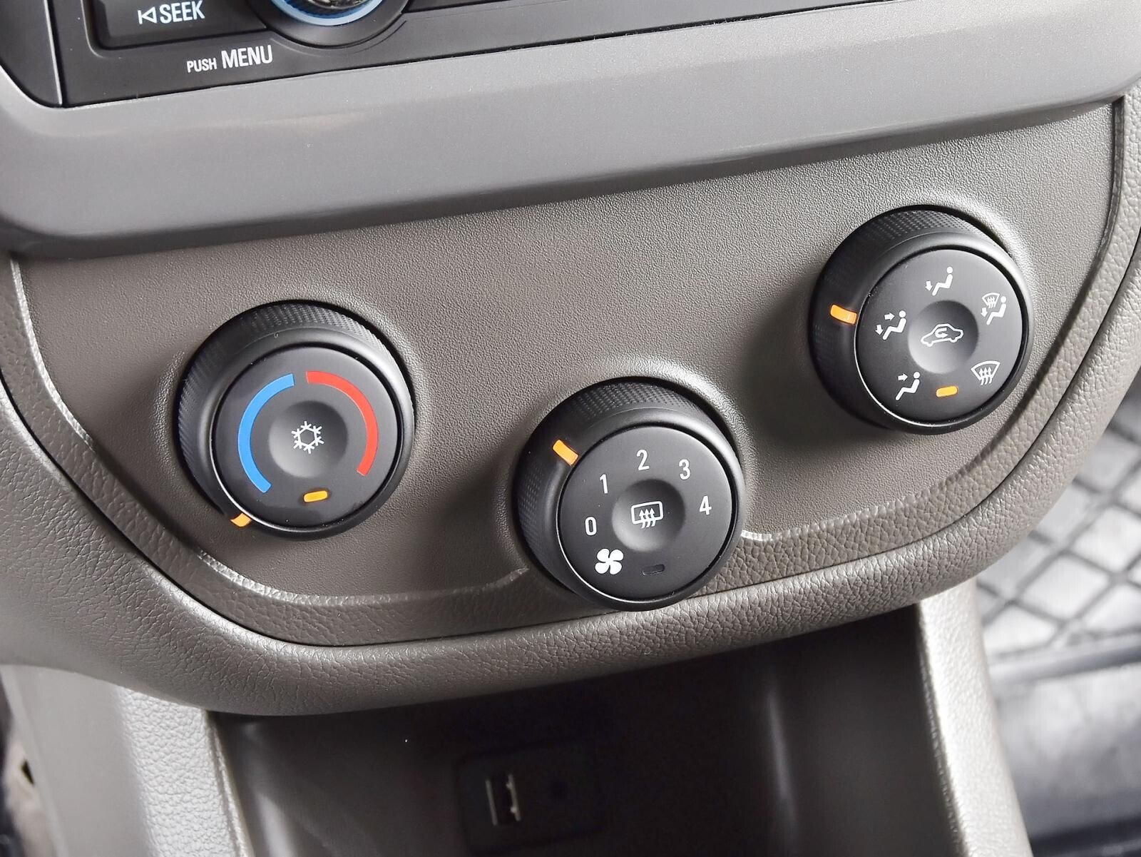 Chevrolet Cobalt 2023