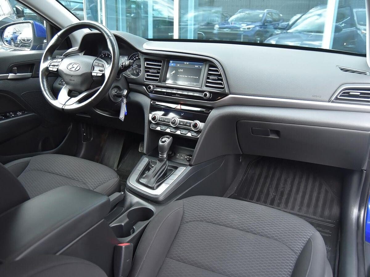 Hyundai Elantra 2019