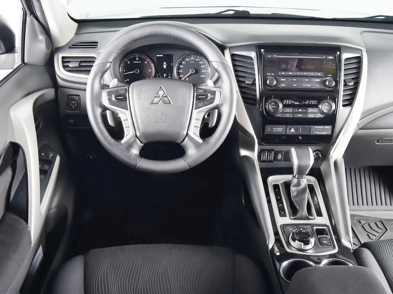 Mitsubishi Pajero Sport 2019
