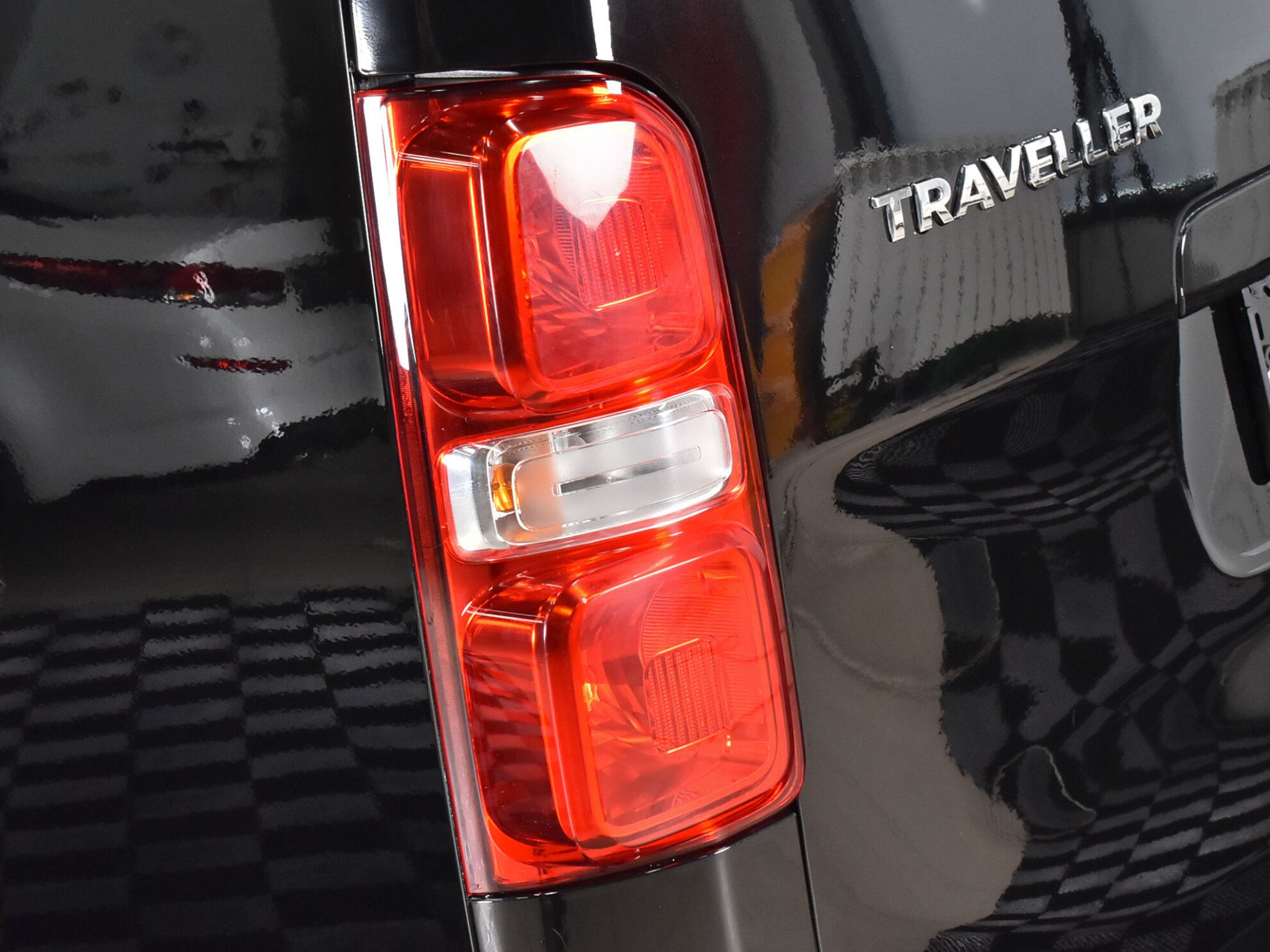 Peugeot Traveller 2021 Active