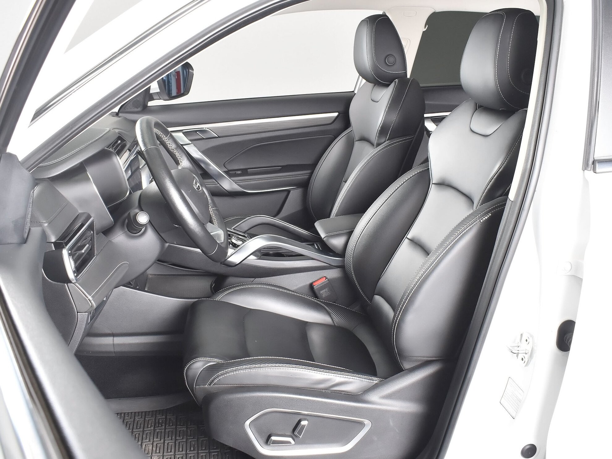 Geely Atlas Pro 2021 Luxury