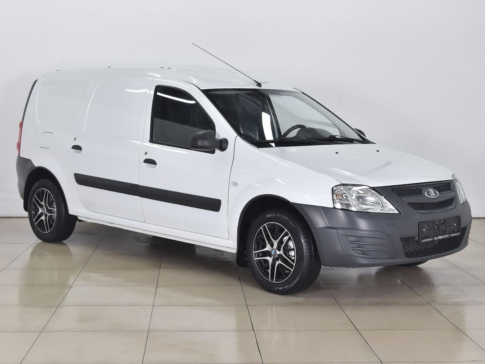 Lada Largus 2018