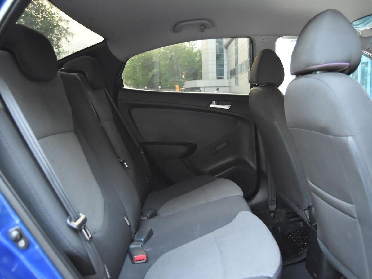 Hyundai Solaris 2013