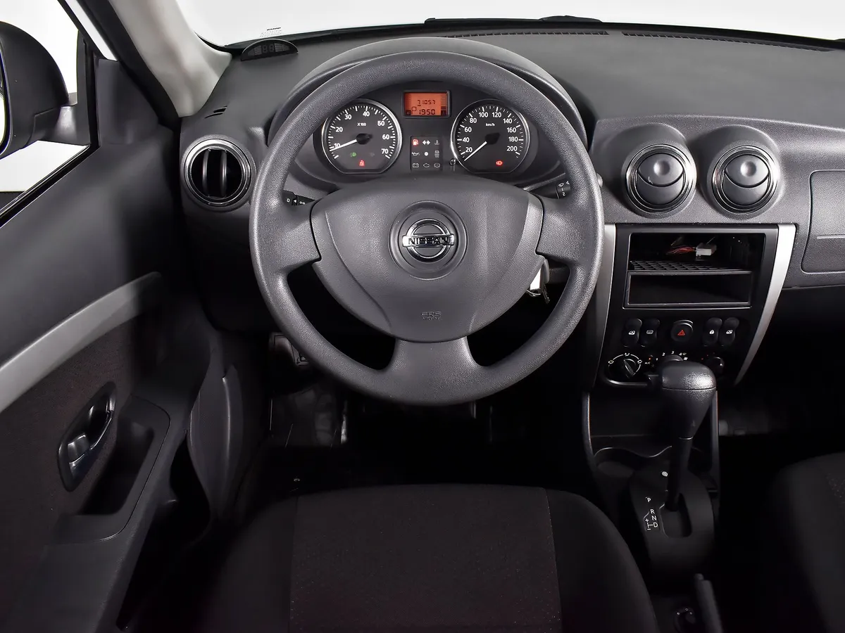 Nissan Almera 2018 Comfort A/C