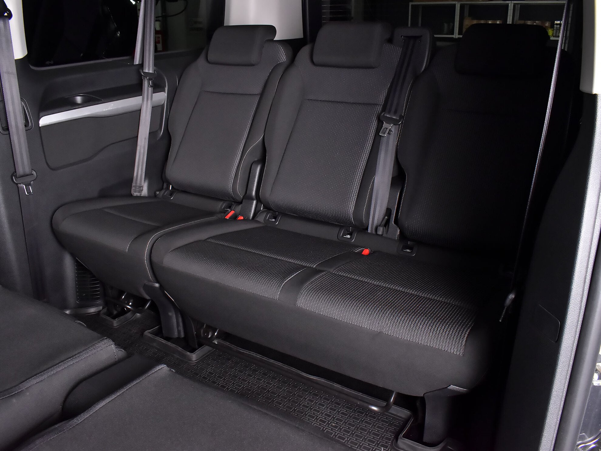 Peugeot Traveller 2021 Active