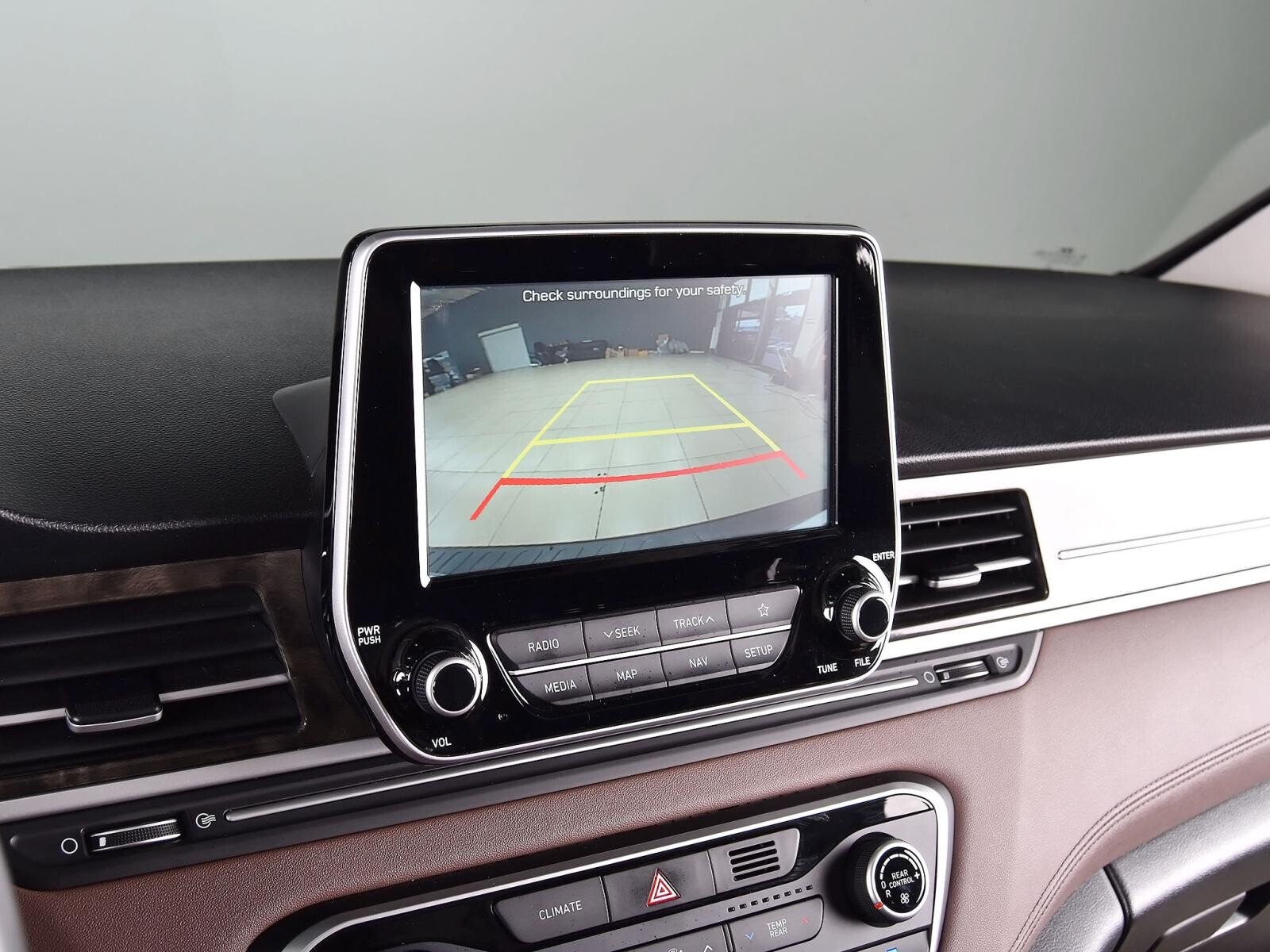 Hyundai Grand Starex 2018