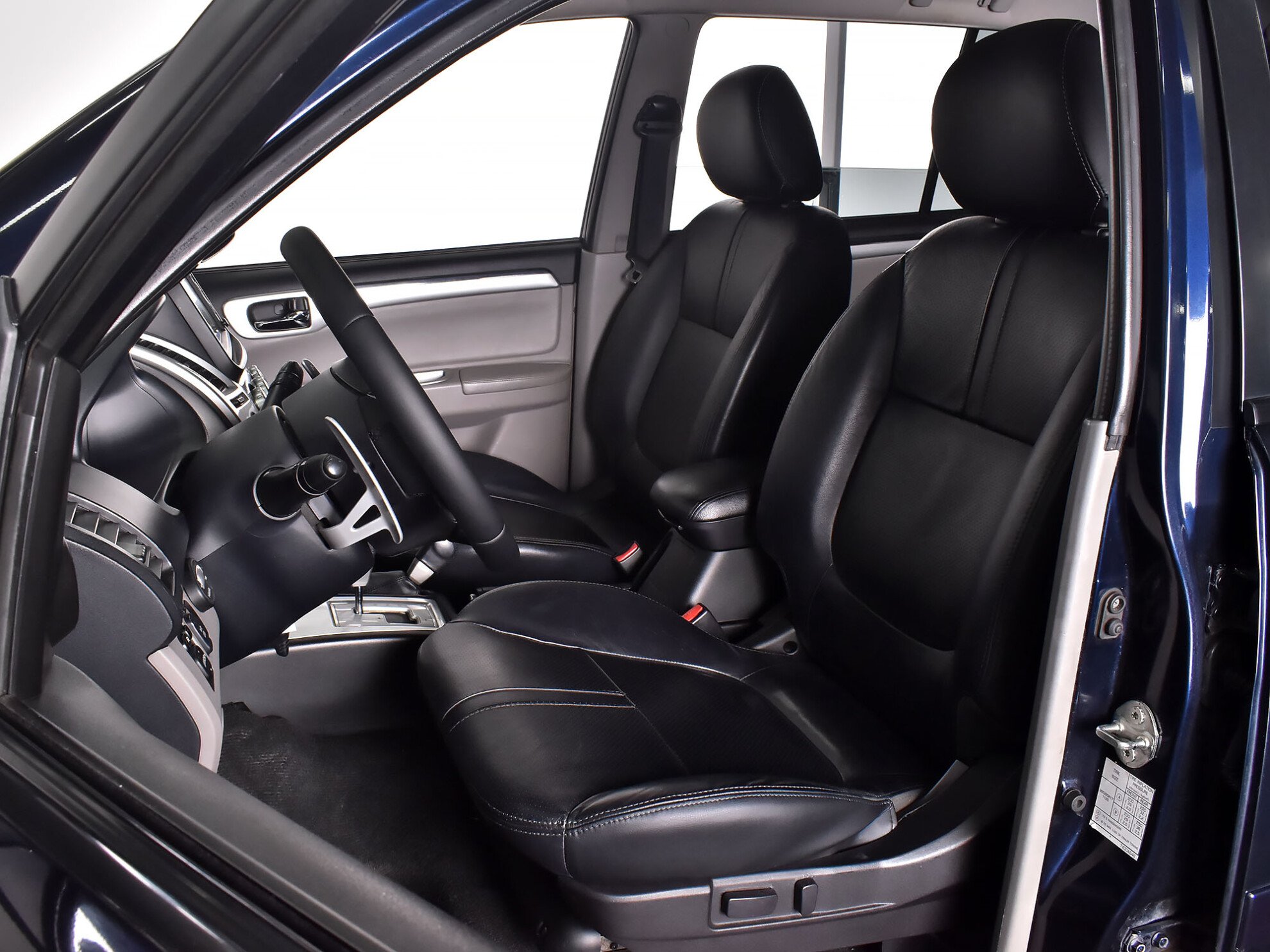 Mitsubishi Pajero Sport 2012 Ultimate S03