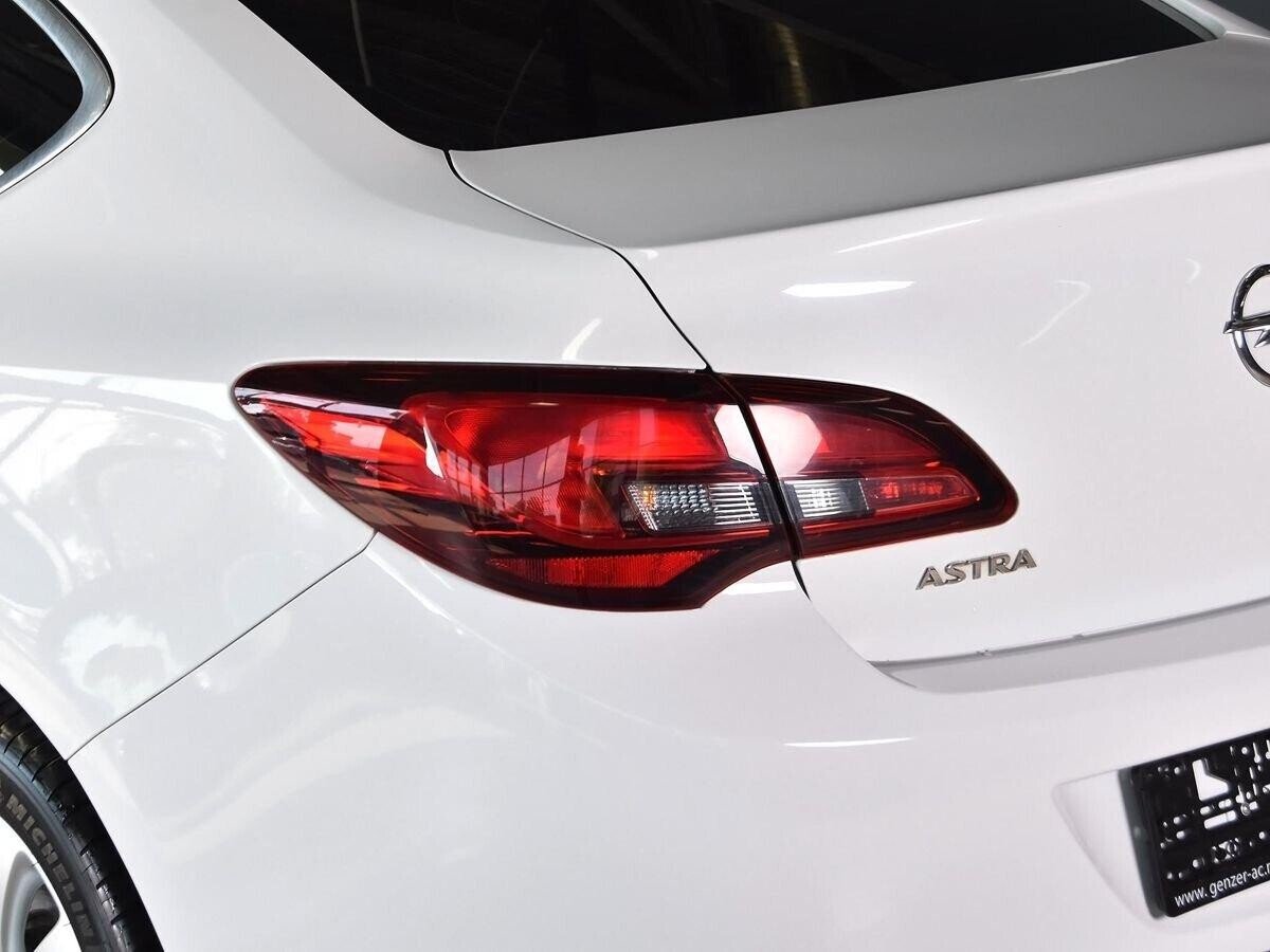 Opel Astra 2013