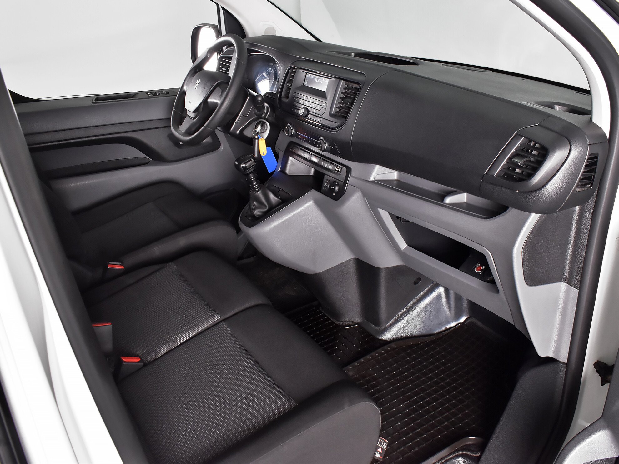 Peugeot Expert 2018 Premium (2.5т)