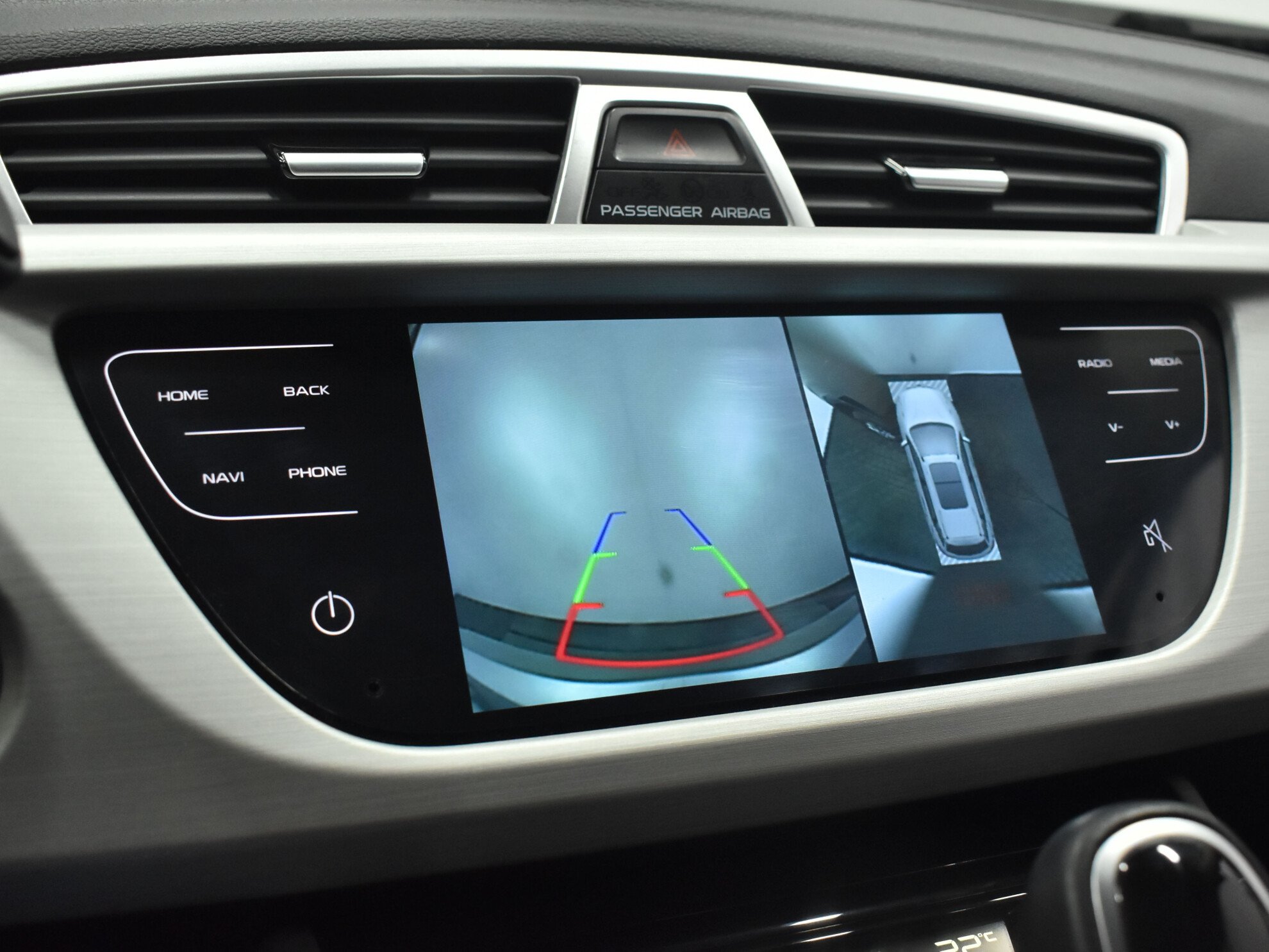 Geely Atlas 2020 Люкс + Yandex Auto