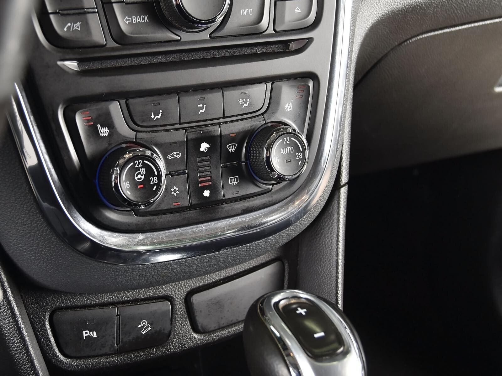 Opel Mokka 2013