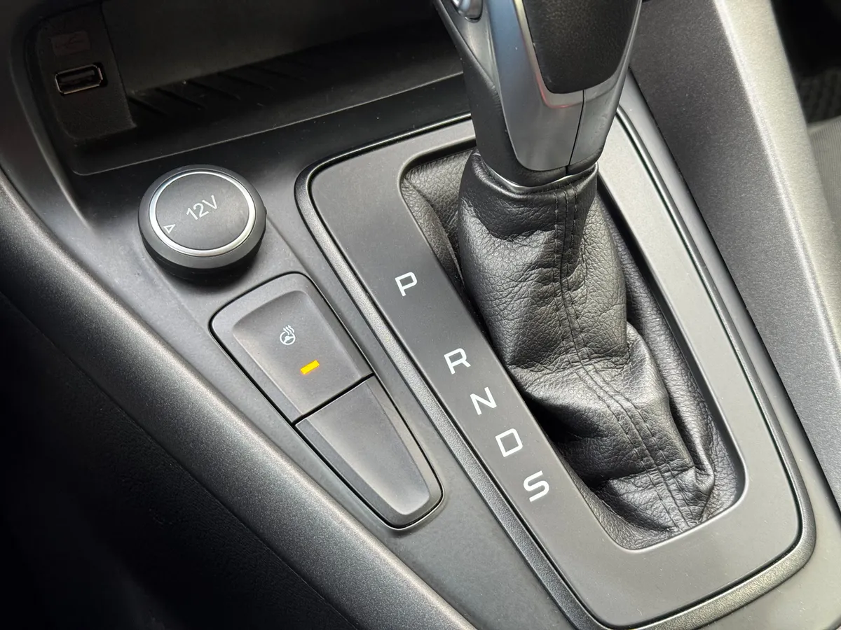 Ford Focus 2017 SYNC Edition