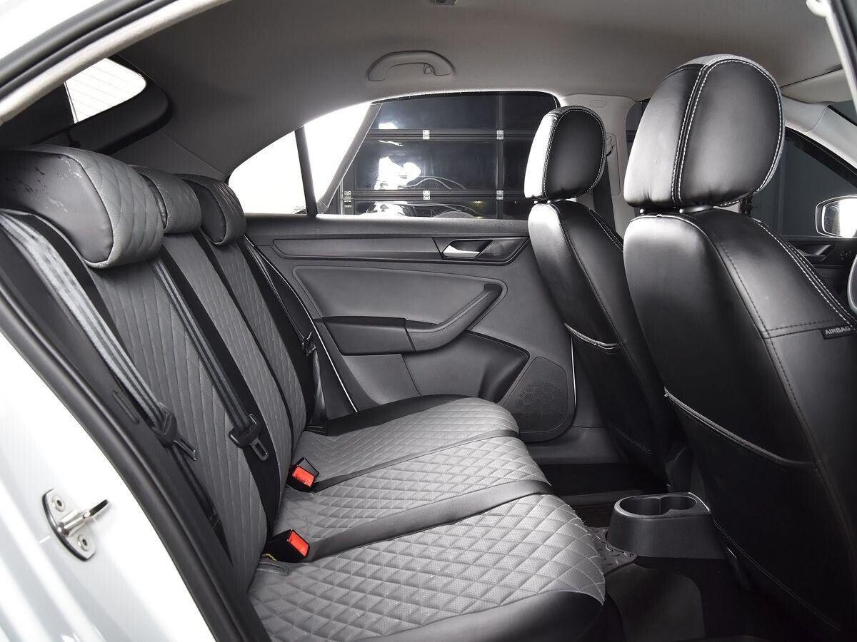 Volkswagen Polo 2021