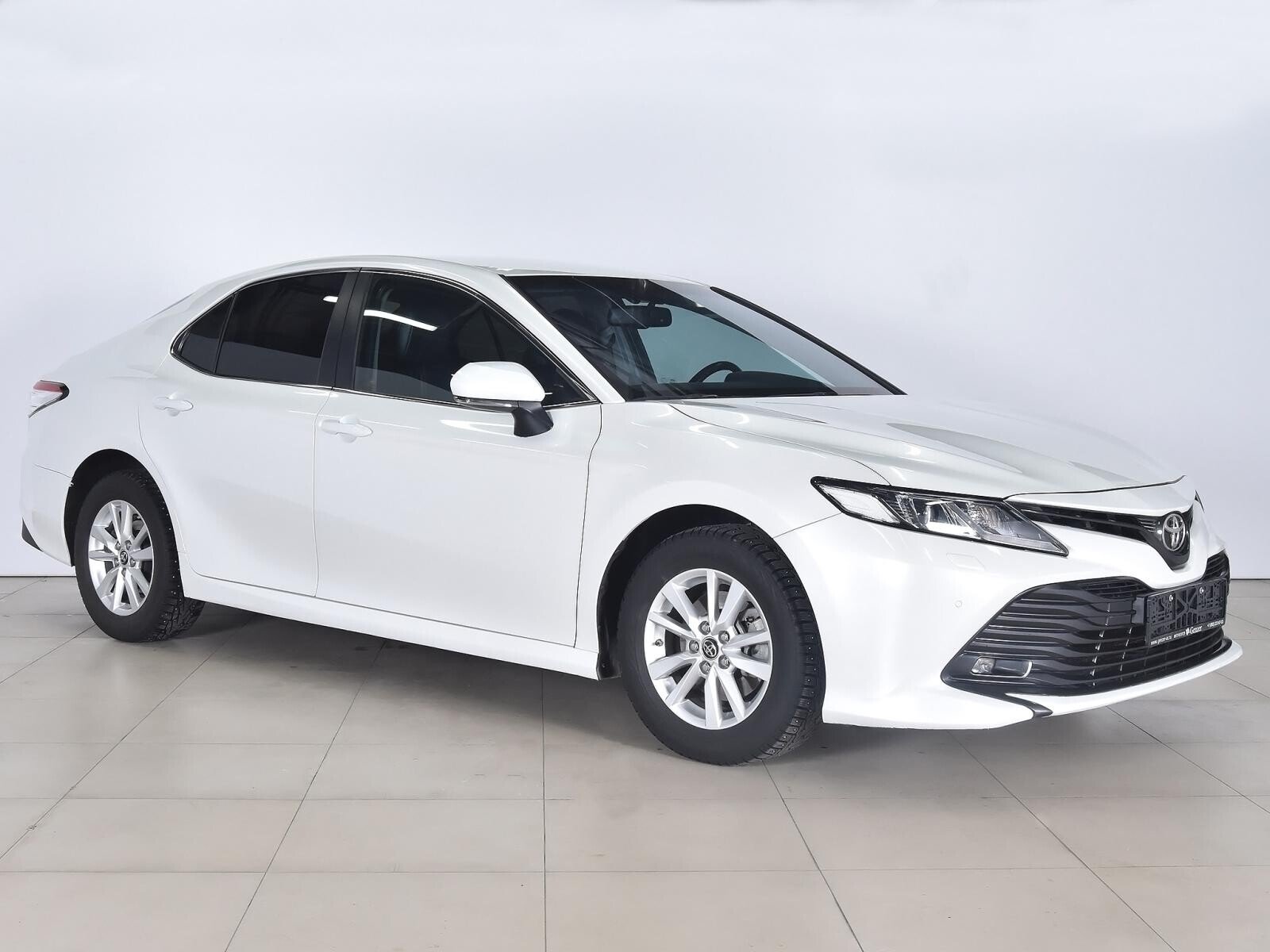 Toyota Camry 2019