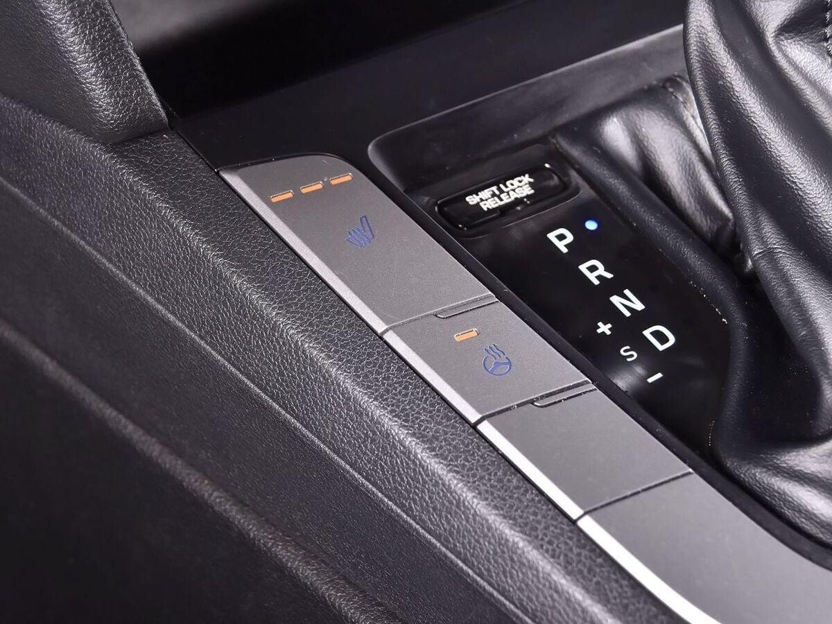 Hyundai Elantra 2019