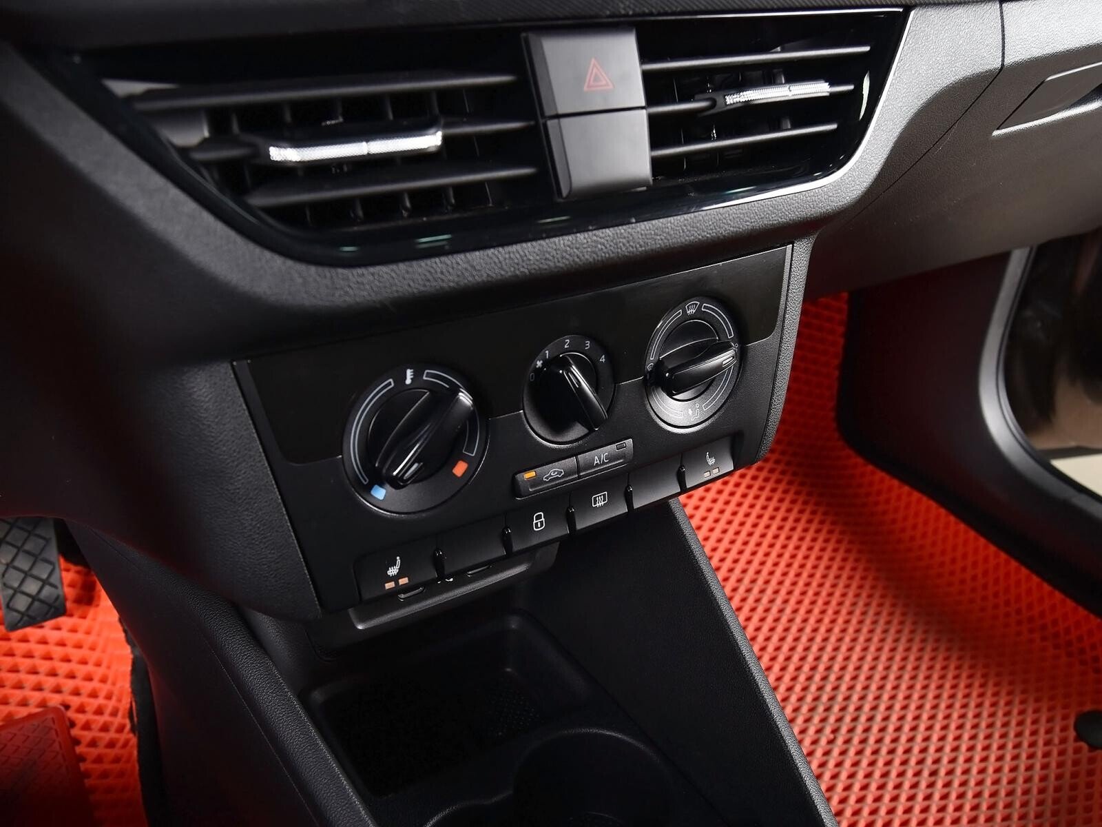 Skoda Rapid 2021