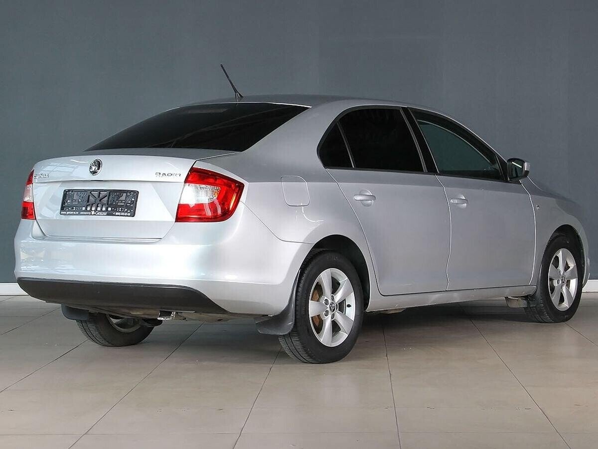Skoda Rapid 2015