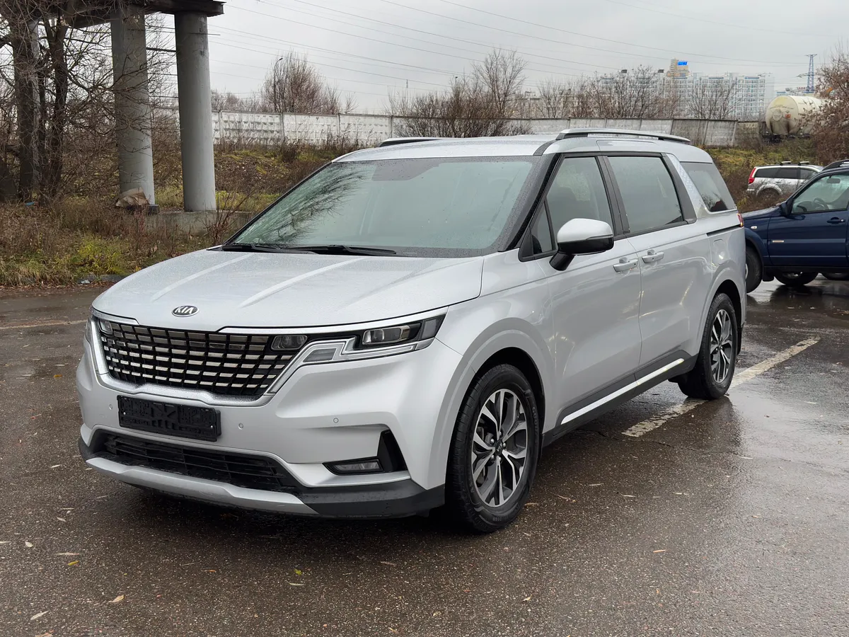 Kia Carnival 2021 Luxe