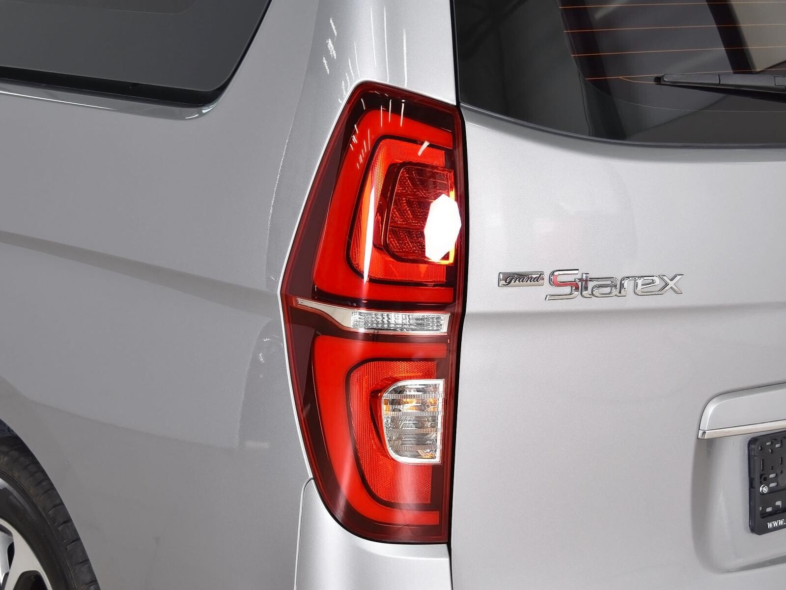 Hyundai Grand Starex 2018