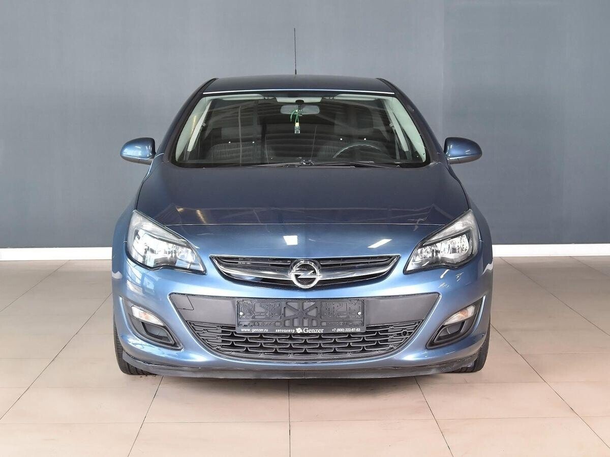 Opel Astra 2013
