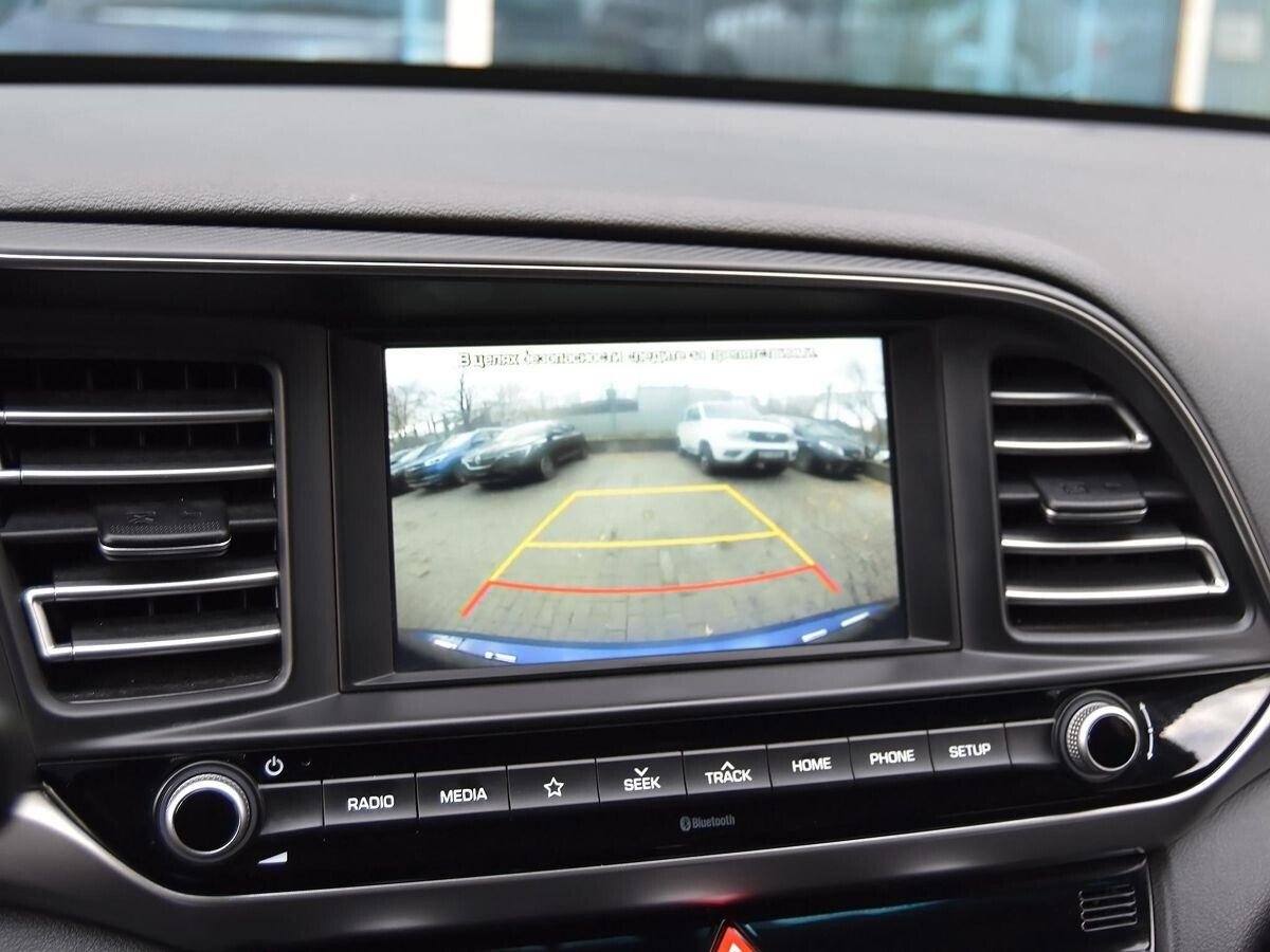 Hyundai Elantra 2019