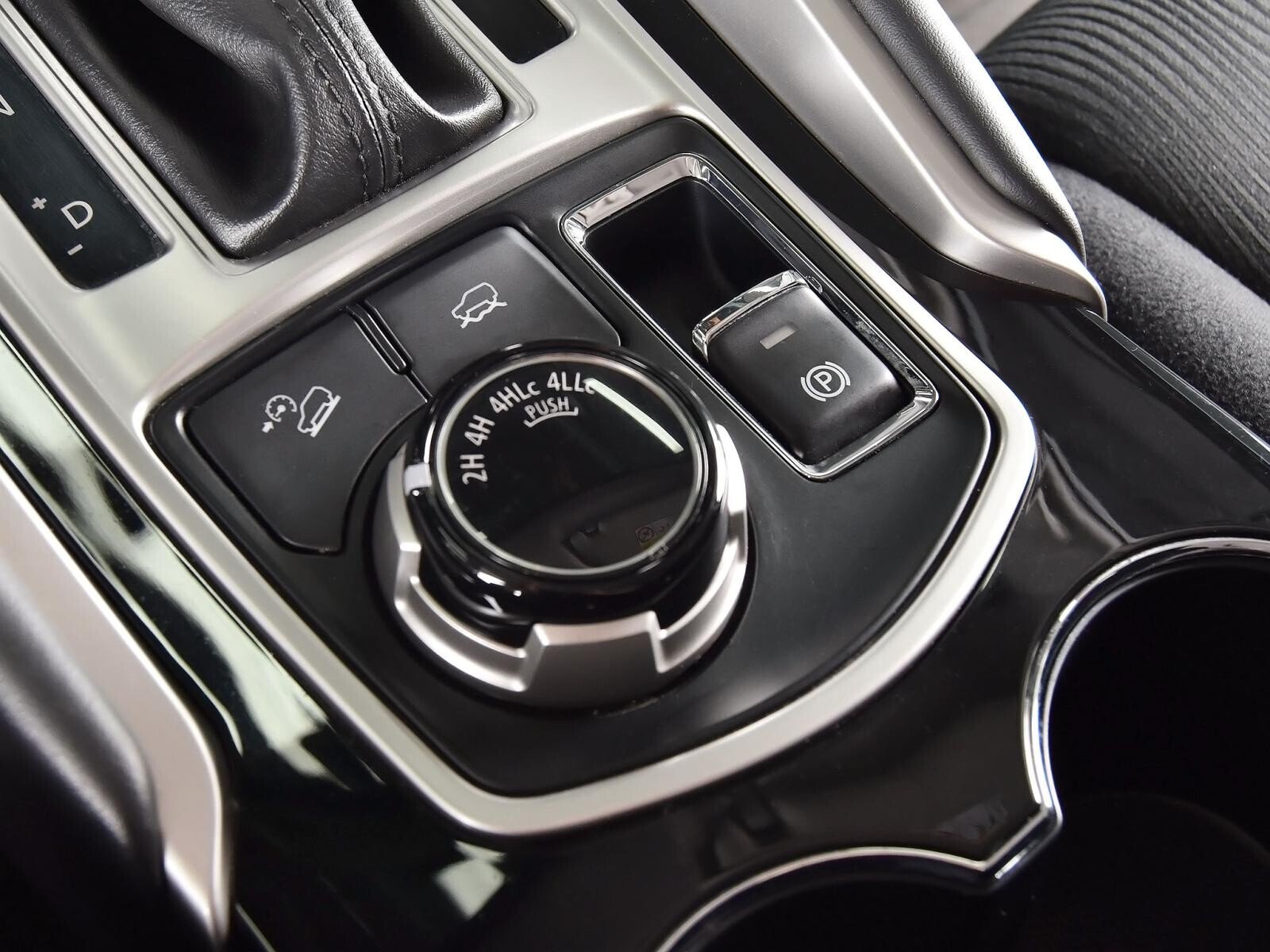 Mitsubishi Pajero Sport 2019
