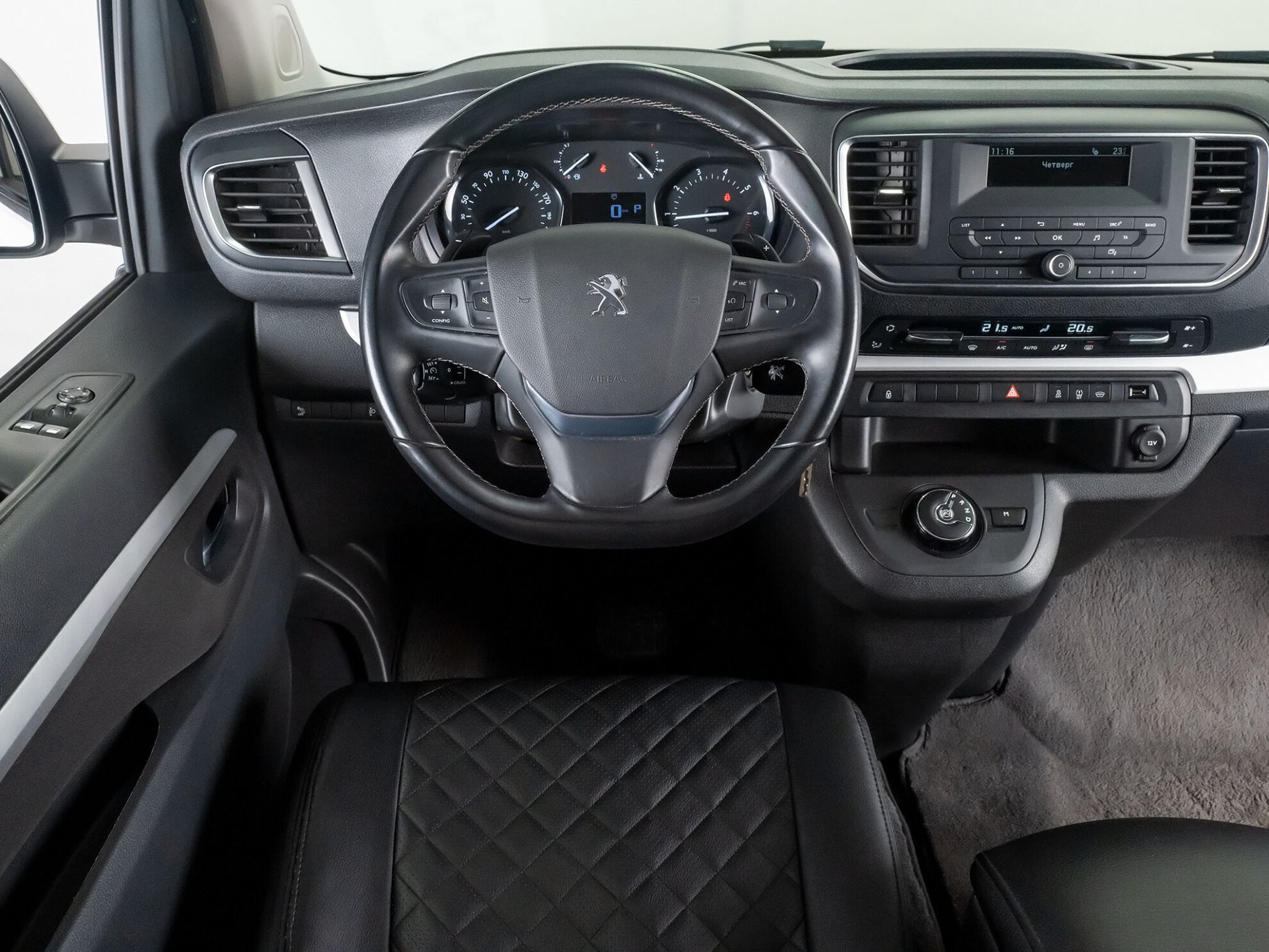 Peugeot Traveller 2021 Comfort