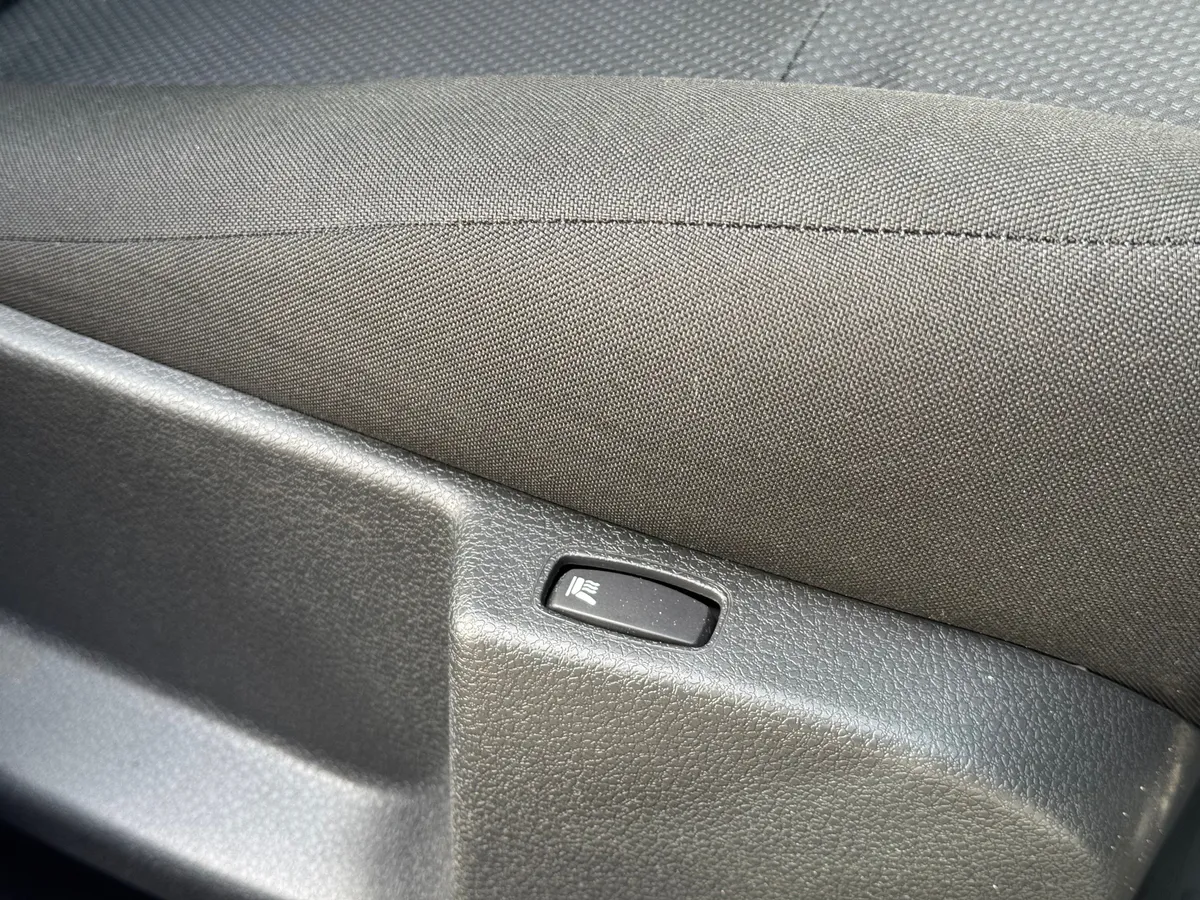 Renault Logan 2019 Drive