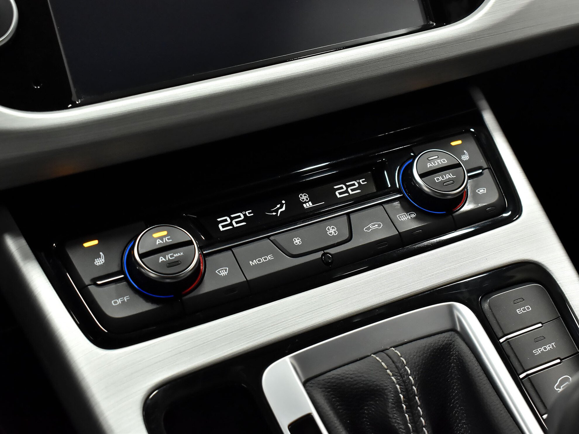 Geely Atlas 2019 Luxury LED + Yandex Auto