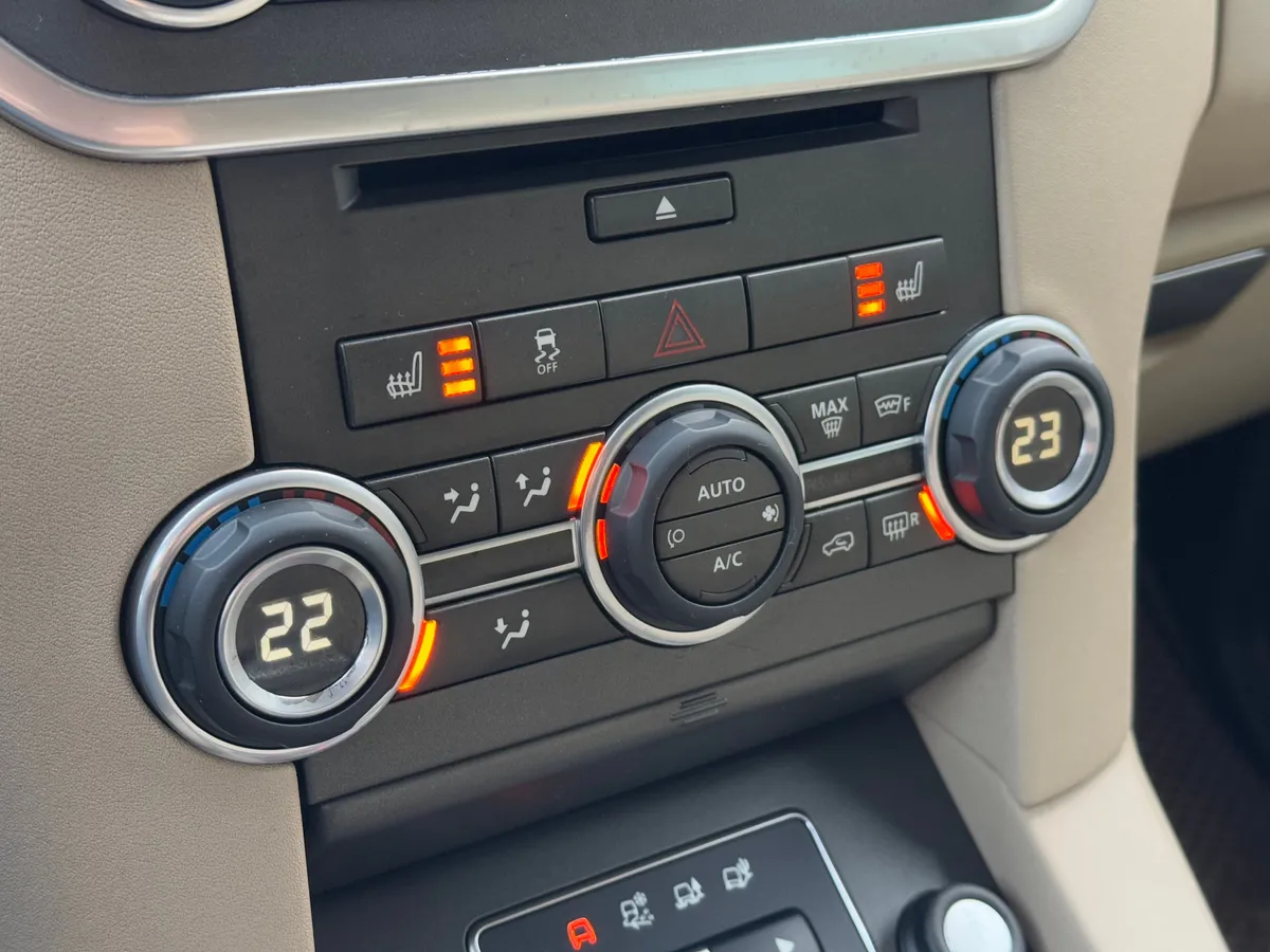 Land Rover Discovery 2015