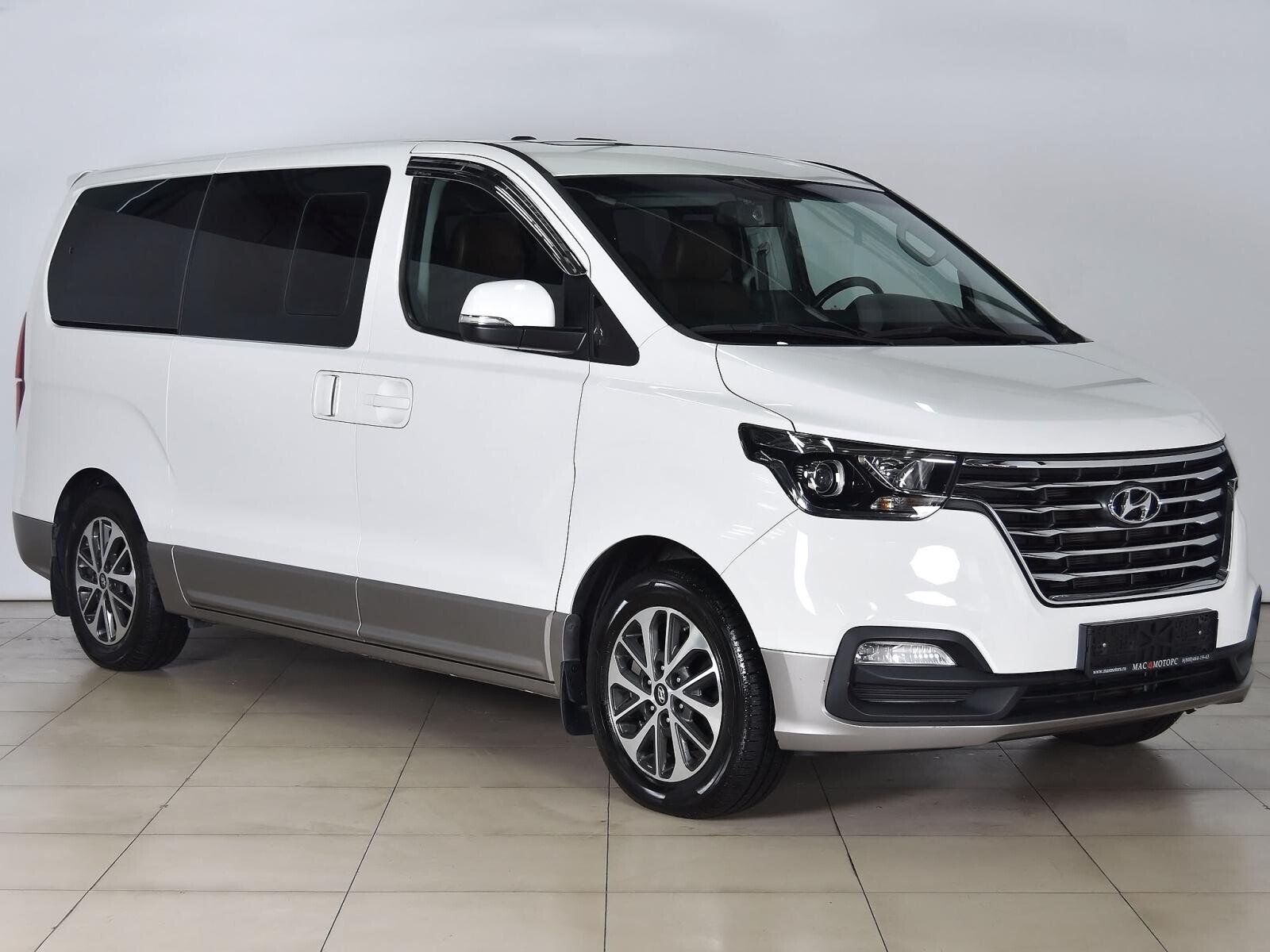Hyundai Grand Starex 2018