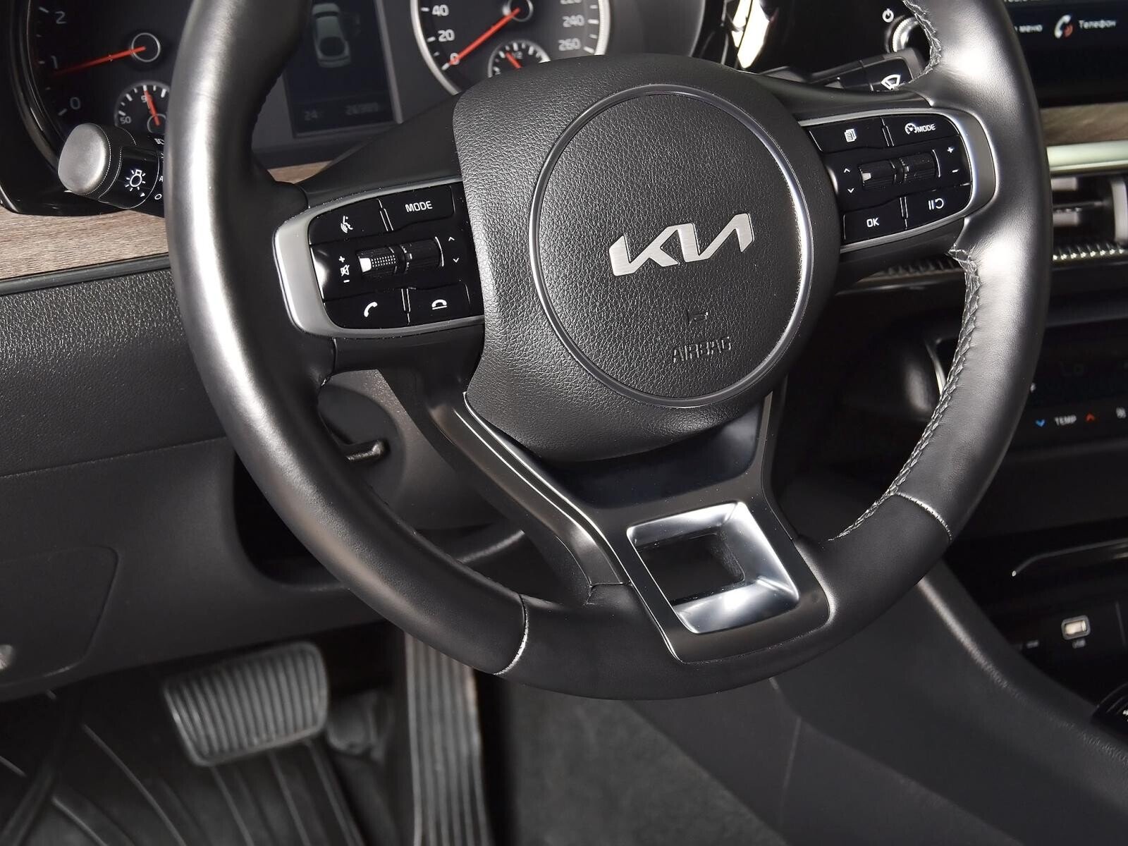 Kia K5 2021