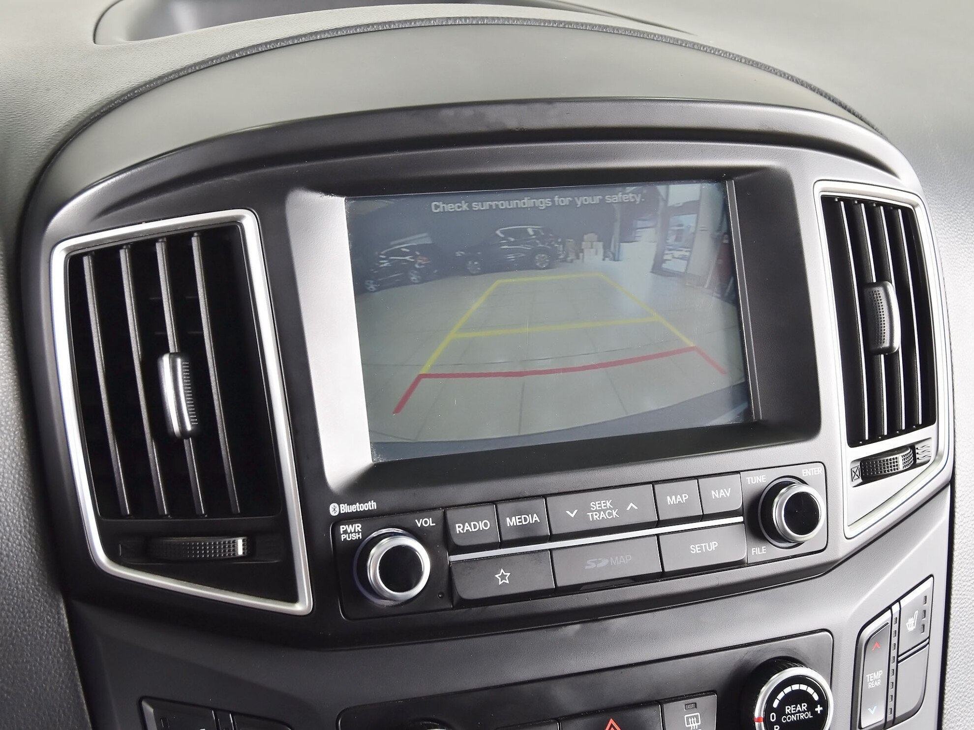 Hyundai H-1 2019