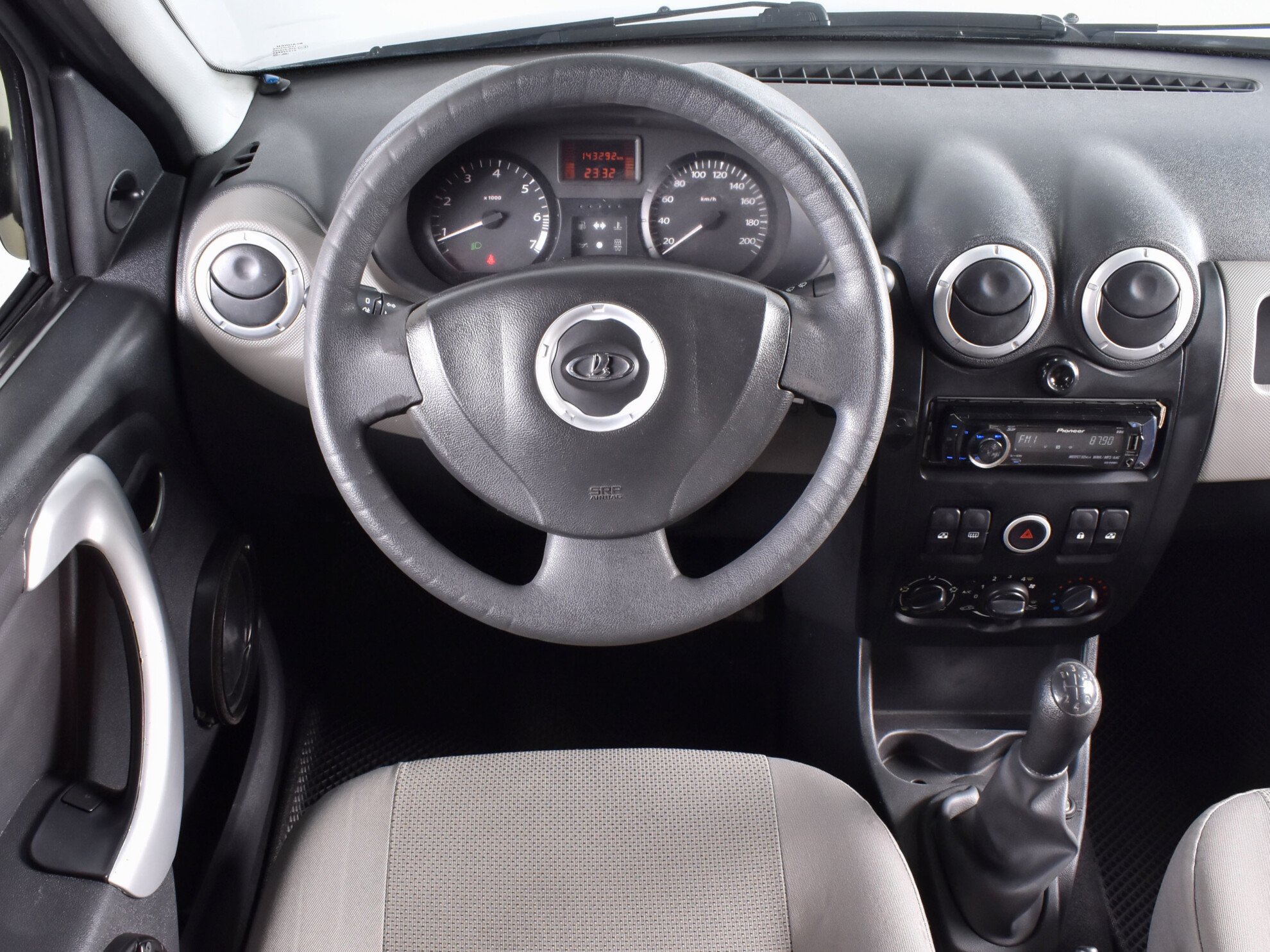 Lada Largus 2017 Classic Audio