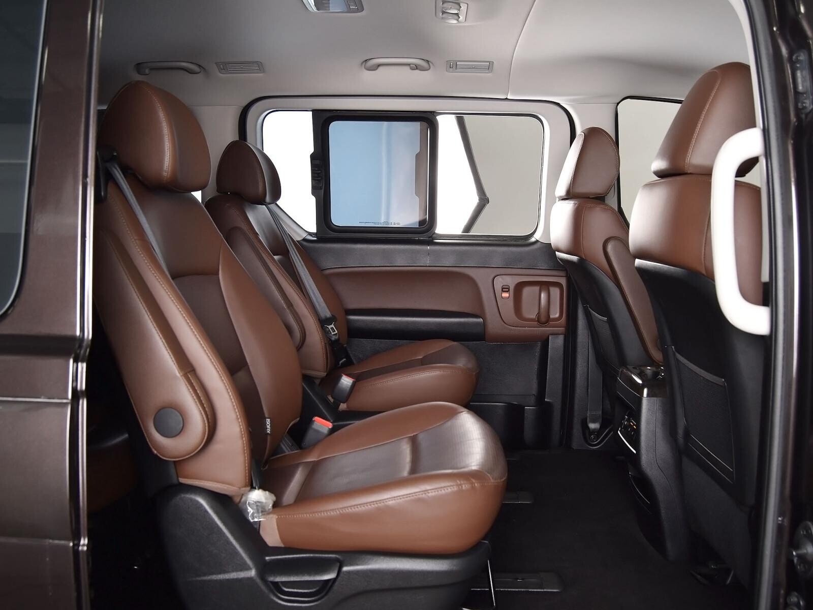 Hyundai Grand Starex 2018