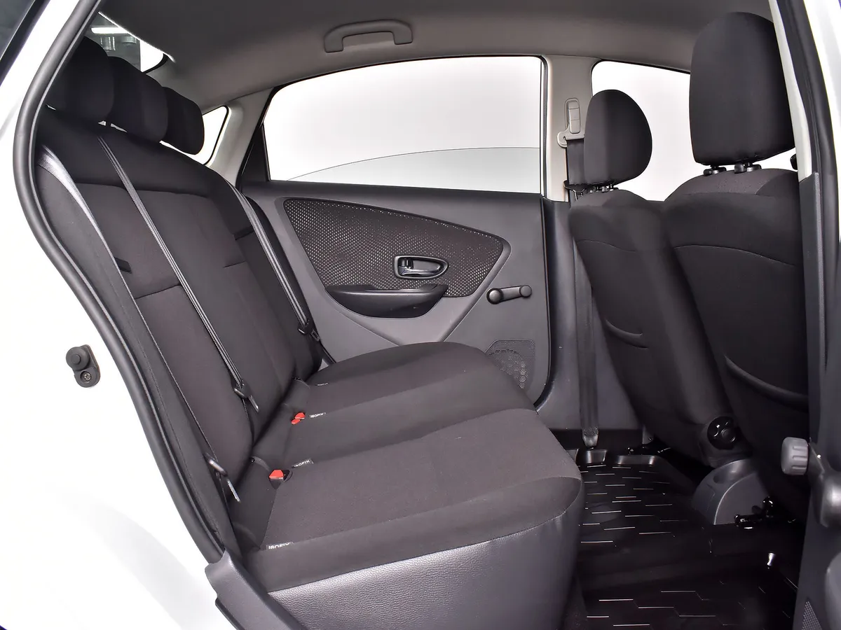 Nissan Almera 2018 Comfort A/C