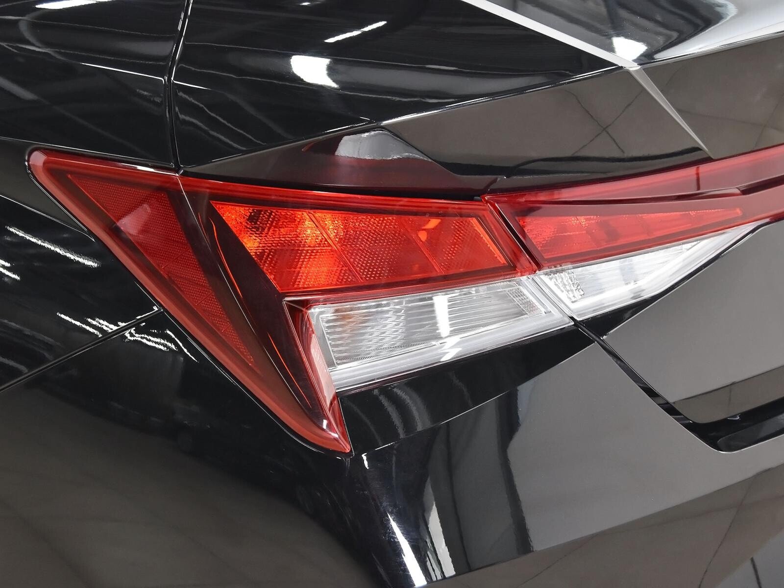 Hyundai Elantra 2021