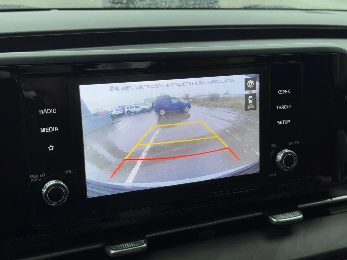 Kia Carnival 2021 Luxe