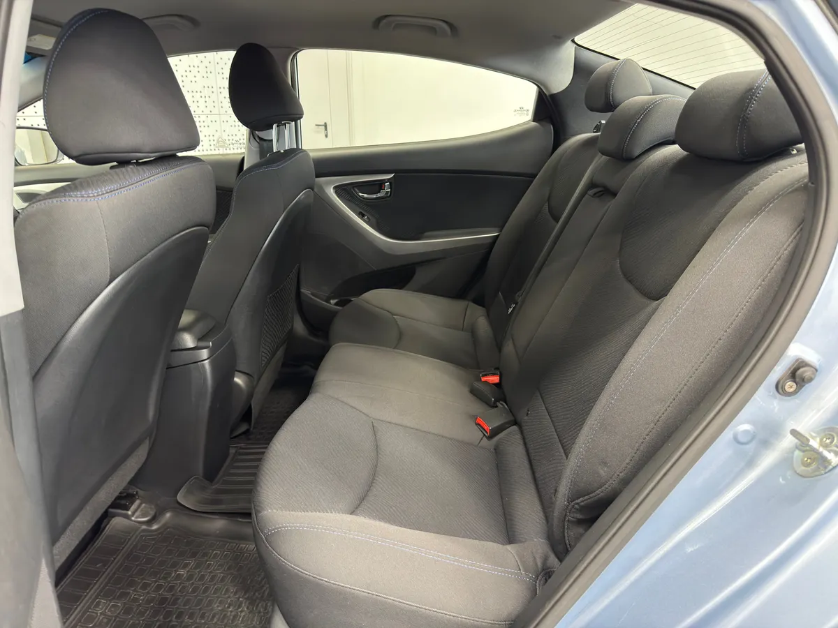 Hyundai Elantra 2012 Comfort